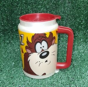 1994 Looney Tunes Walmart Collectors Cup Taz